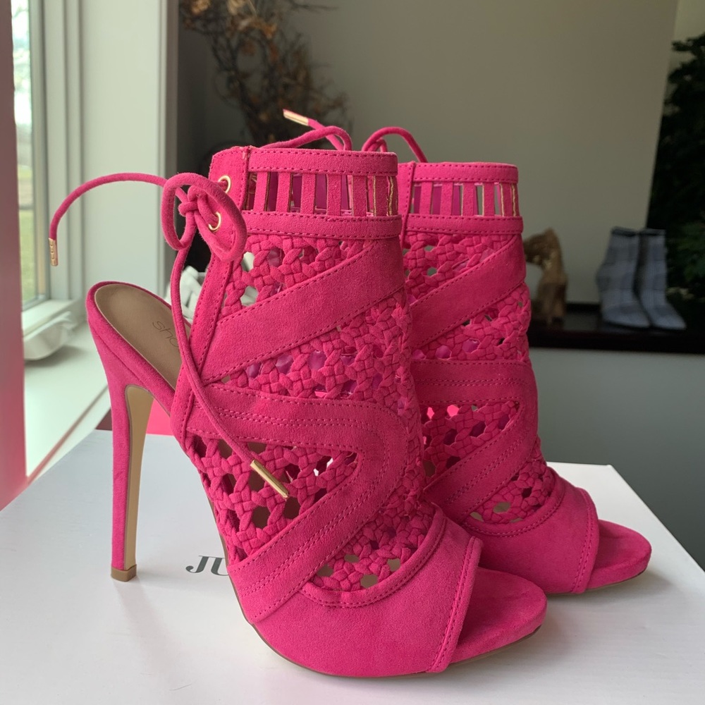 SOLD Fuchsia Heels